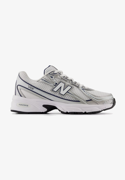 SNEAKERS NB 740